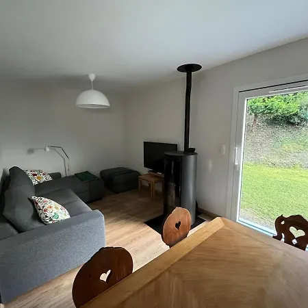 Cigogne Et Sanglier *