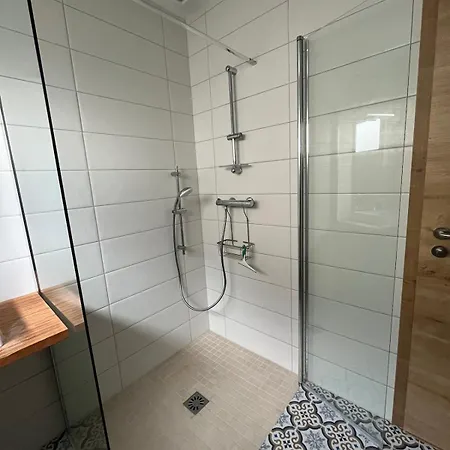 Cigogne Et Sanglier 펜션 *