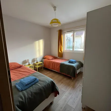 Tatil Evi Cigogne Et Sanglier